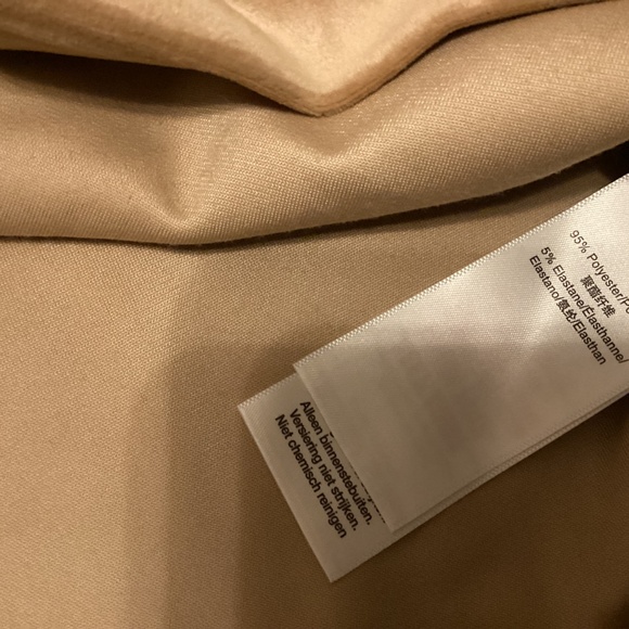 DKNY velour sweatshirt NEW - Picture 4 of 5